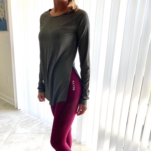 Willow Twist Long Sleeve (Olive) - Picture 2 of 5